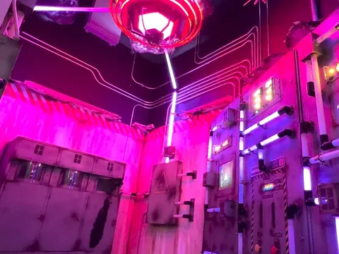 Lightning Room