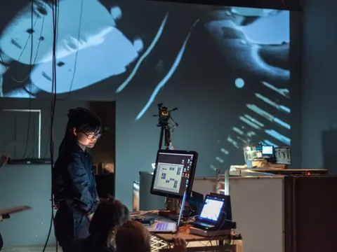 Sound House (everyone is working)